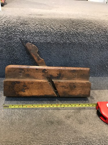Antique buck wooden - j,