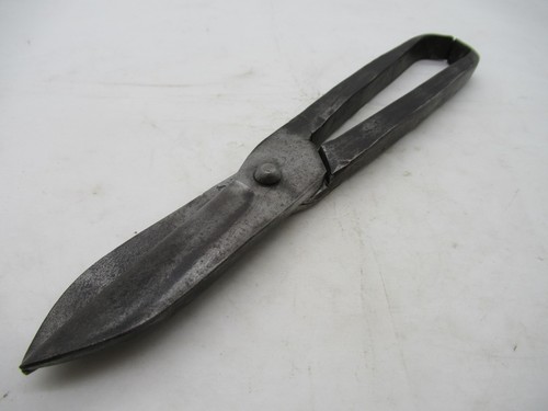 Vintage hand forged tin - vintage, 10.25"